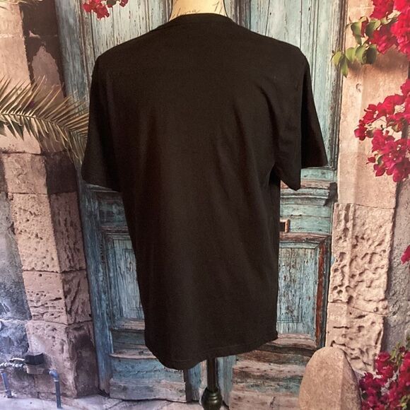 French Connection embroidered headphones black T-shirt, size large, guc - Picture 4 of 9